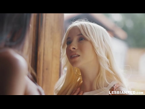 ❤️ Момичето се прибира у дома след няколко месеца и в крайна сметка яде путката на мащехата си ️ Домашно порно в bg.xxxdesichudai.ru ☑